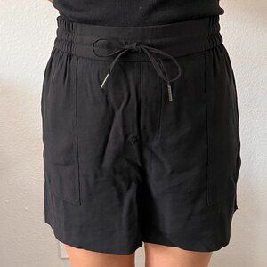 Kersh Essentials Drawstring Elastic Waistband Shorts in Black